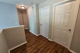 580 Hometown Pkwy, Kyle, TX 78640 - Photo 17