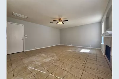 580 Hometown Parkway, Kyle, TX 78640 - Photo 15