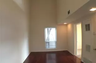 2800 Cole St, Austin, TX 78705 - Photo 3