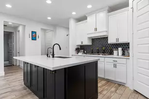 6025 Kelly Kyle Ave, Georgetown, TX 78628 - Photo 9