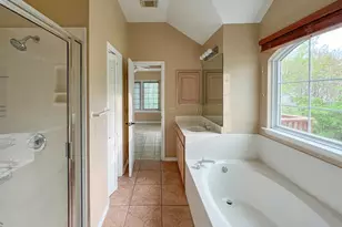 12010 Shady Springs Rd, Austin, TX 78758 - Photo 17