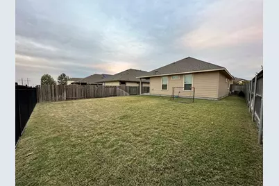 404 Blue Waterleaf Lane, Georgetown, TX 78626 - Photo 9