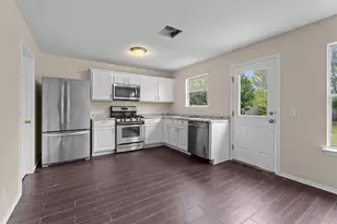 172 Discovery, Kyle, TX 78640 - Photo 5