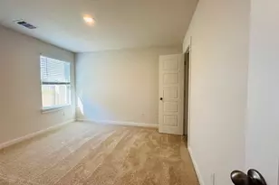 345 Merriman Rd, San Marcos, TX 78666 - Photo 13