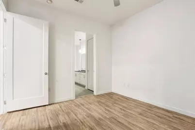 4801 Springdale Road #1005, Austin, TX 78723 - Photo 13