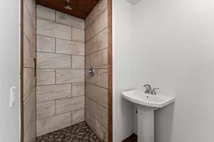 1206 Walter Hoffman Rd, Cedar Creek, TX 78612 - Photo 27