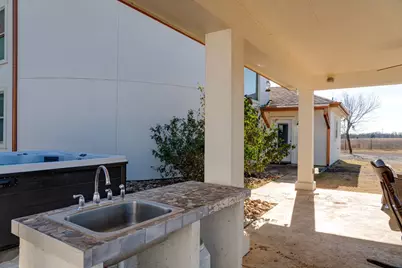 1206 Walter Hoffman Road, Cedar Creek, TX 78612 - Photo 7