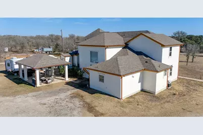 1206 Walter Hoffman Road, Cedar Creek, TX 78612 - Photo 5