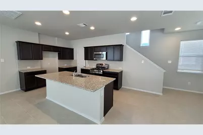 11605 Lago De Garda Drive, Austin, TX 78747 - Photo 9