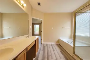 6708 Kilt Ct, Austin, TX 78754 - Photo 17