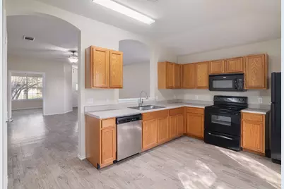 1002 W South Street, Leander, TX 78641 - Photo 13