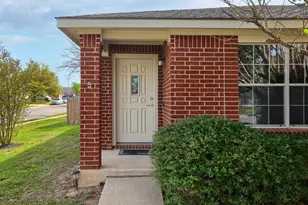 1002 W South St, Leander, TX 78641 - Photo 5