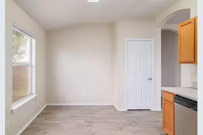 1002 W South Street, Leander, TX 78641 - Photo 15