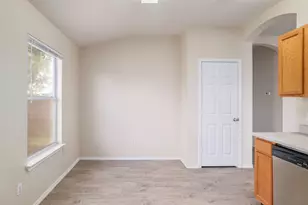 1002 W South St, Leander, TX 78641 - Photo 15