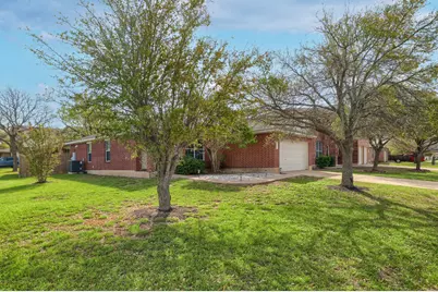1002 W South Street, Leander, TX 78641 - Photo 3