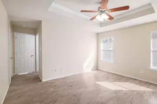 1002 W South St, Leander, TX 78641 - Photo 17