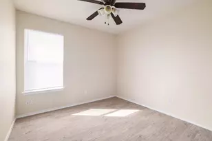 1002 W South St, Leander, TX 78641 - Photo 21