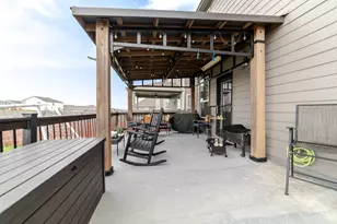 412 Josey Wales Dr, Jarrell, TX 76537 - Photo 37