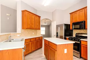 249 Ashwood N, Kyle, TX 78640 - Photo 3