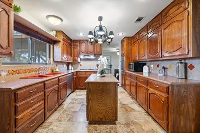 200 Mesa Oaks, Leander, TX 78641 - Photo 23