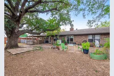 112 Hasler Street, Bastrop, TX 78602 - Photo 31