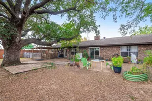 112 Hasler St, Bastrop, TX 78602 - Photo 31