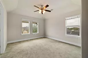 12908 Armaga Springs Rd, Austin, TX 78727 - Photo 21