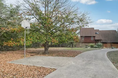 407 Pioneer Trail, San Marcos, TX 78666 - Photo 5