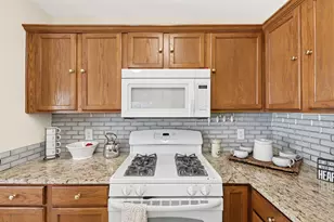 7201 Proud Panda Dr, Del Valle, TX 78617 - Photo 9