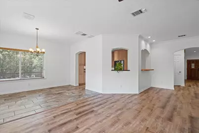 37 Pillow Road, Austin, TX 78745 - Photo 5