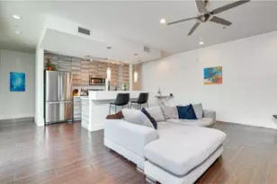 604 N Bluff Dr, Austin, TX 78745 - Photo 9