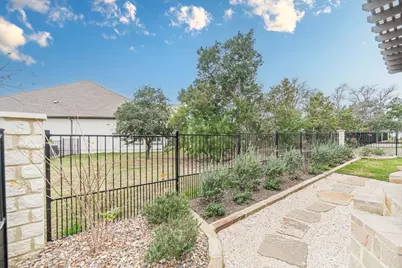 329 Sprinting Peak Drive, San Marcos, TX 78666 - Photo 37