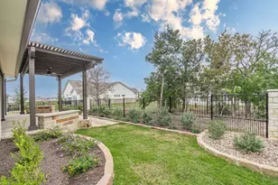 329 Sprinting Peak Dr, San Marcos, TX 78666 - Photo 31