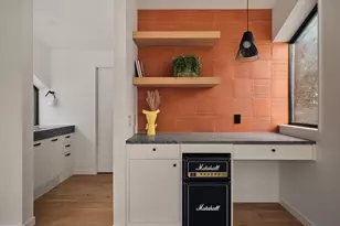 2201 Garden St, Austin, TX 78702 - Photo 31