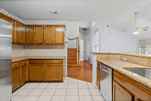 12502 Fallen Tower Ln, Austin, TX 78753 - Photo 9