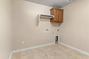 209 Anderson St, Hutto, TX 78634 - Photo 21