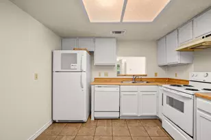 13309 Saddlebrook Trail, Austin, TX 78729 - Photo 9