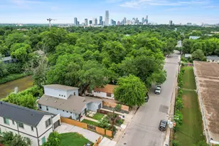 3019 Lyons Rd, Austin, TX 78702 - Photo 27