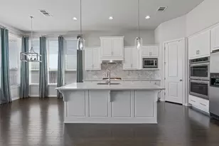 404 Miracle Rose Way, Liberty Hill, TX 78642 - Photo 15