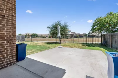 404 Miracle Rose Way, Liberty Hill, TX 78642 - Photo 37