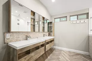 10204 Oak Grove Cir, Austin, TX 78736 - Photo 17