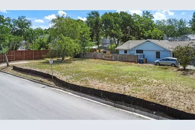 1810 Mohle Drive, Austin, TX 78703 - Photo 5