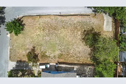1810 Mohle Drive, Austin, TX 78703 - Photo 3