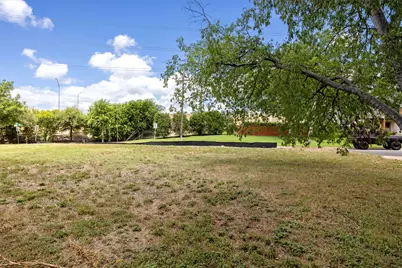 1810 Mohle Drive, Austin, TX 78703 - Photo 15