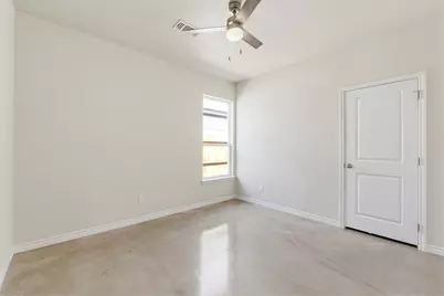 410 W Avenue C, Copperas Cove, TX 76522 - Photo 17