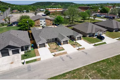410 W Avenue C, Copperas Cove, TX 76522 - Photo 23