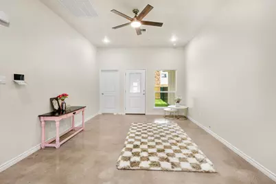 410 W Avenue C, Copperas Cove, TX 76522 - Photo 5