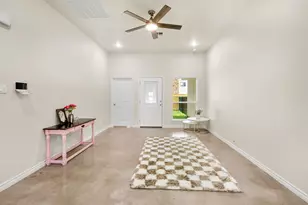 410 W Avenue C, Copperas Cove, TX 76522 - Photo 5