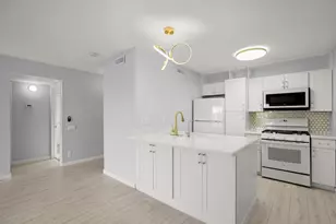 620 S 1st St, Austin, TX 78704 - Photo 5