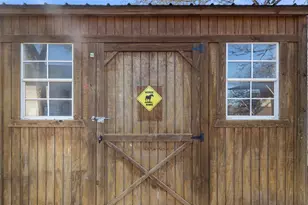 274 Old Austin Trail, Elgin, TX 78621 - Photo 21